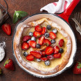 Aj vaše raňajky musia byť vždy sladké? Pripravte si Dutch baby palacinky