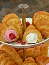 RECEPT: Kornútky z lístkového cesta s krémom z Pečie celé Slovensko