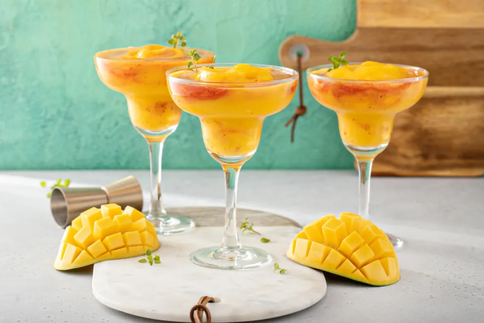 Mango-chilli margarita